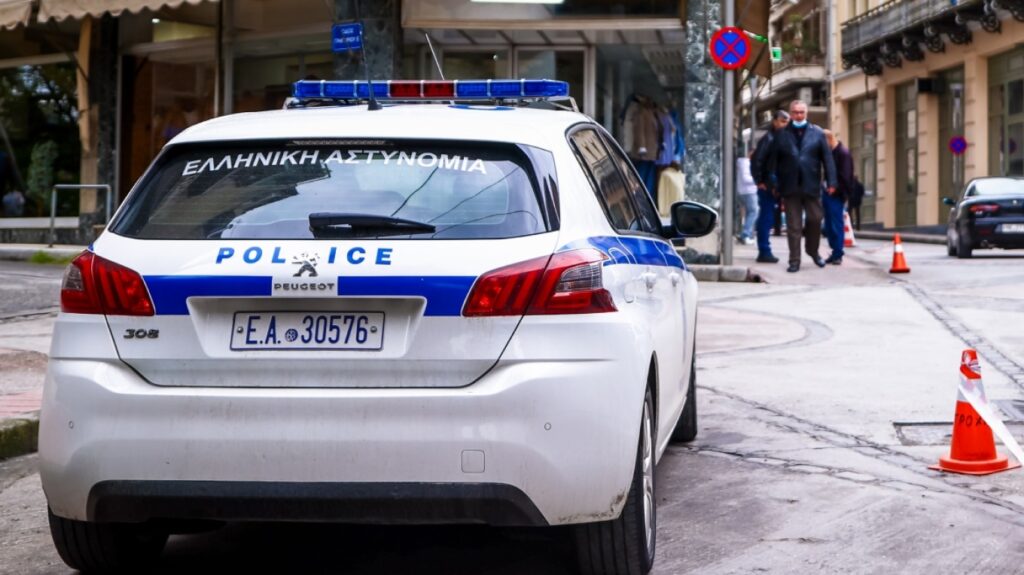 Θρίλερ στην Κυψέλη με την σορό στη βαλίτσα: Πού στρέφονται οι έρευνες, καθοριστική η νεκροψία