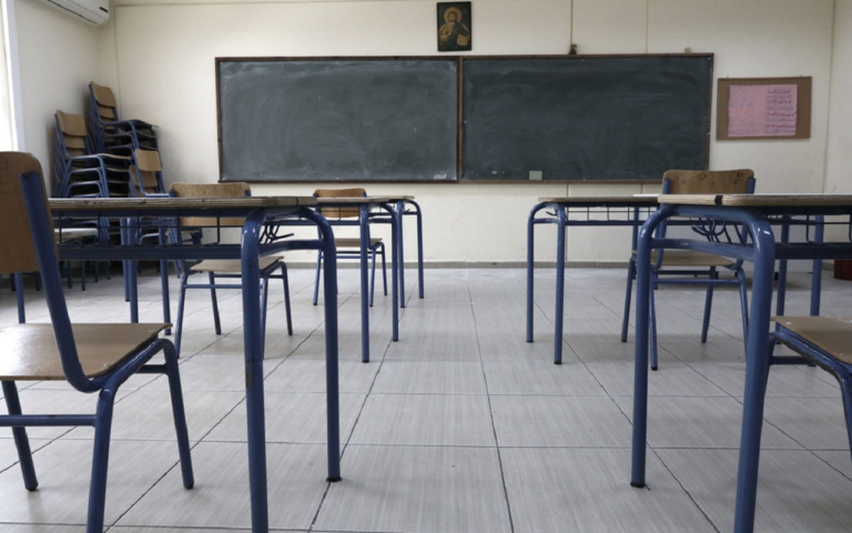 Αναστάτωση σε σχολείο της Θεσσαλονίκης: 14χρονος με μαχαίρι μπροστά στους συμμαθητές του