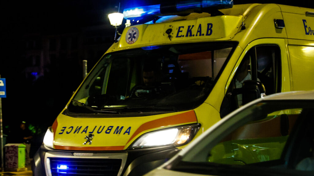 Συναγερμός στο Δοξάτο Δράμας: Άνδρας βρέθηκε χωρίς τις αισθήσεις του σε φλεγόμενο διαμέρισμα