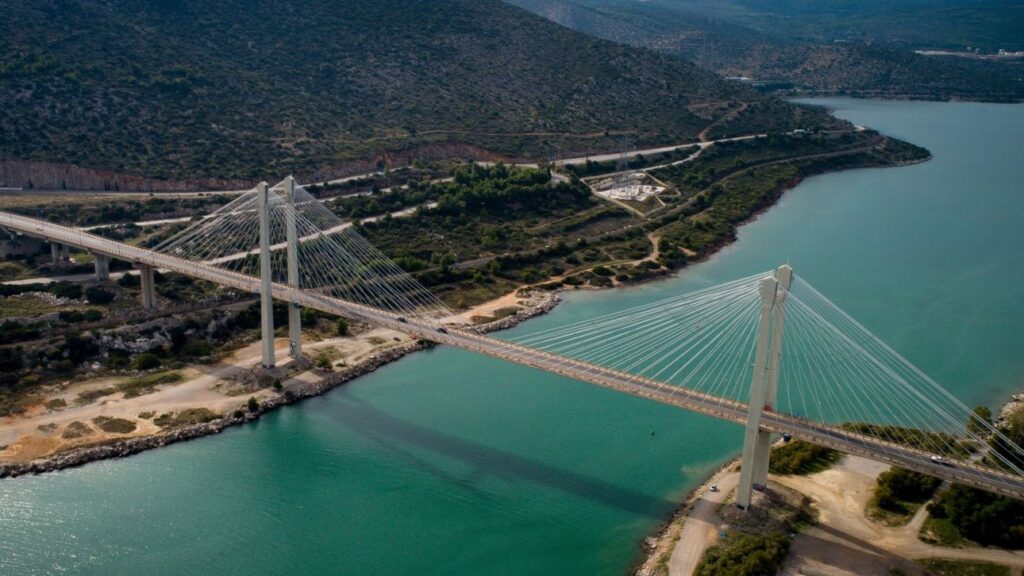 Νεκρός 19χρονος μετά από πτώση από την Υψηλή Γέφυρα της Χαλκίδας