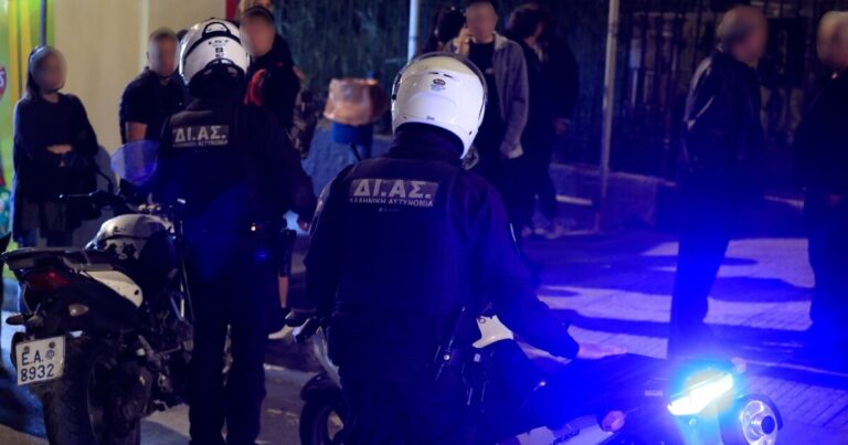Ελευσίνα: Ο 22χρονος παραδόθηκε μετά την αιματηρή επίθεση – «Εκείνος με τραυμάτισε πρώτος»
