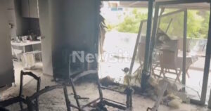 Αξιωματικός του Πολεμικού Ναυτικού κατηγορείται για εμπρησμούς σε σπίτι και αυτοκίνητα πρώην συντρόφων στη Γλυφάδα