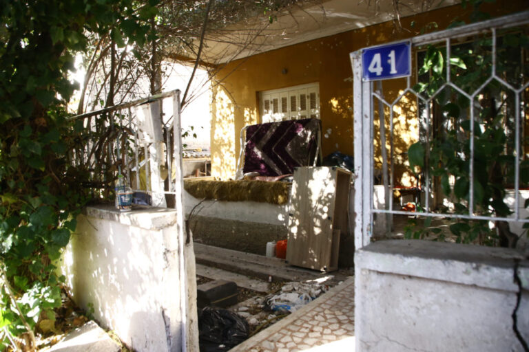 Μενίδι: Στο επίκεντρο ο 62χρονος γιος μετά τον θάνατο της 89χρονης μητέρας του