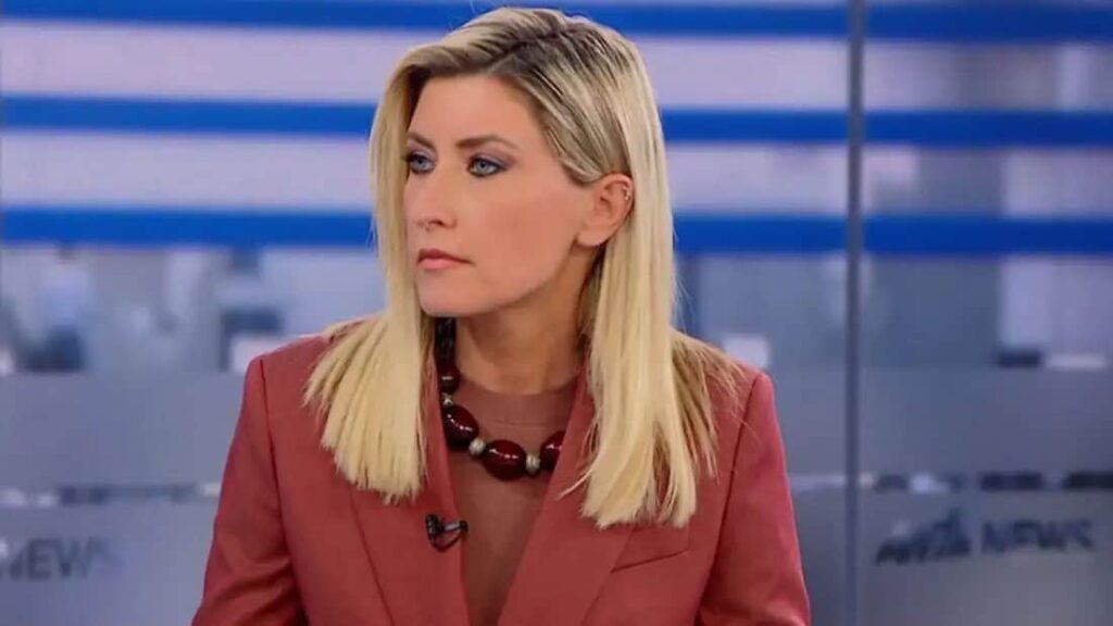 Η Σία Κοσιώνη αποκάλυψε ότι το σχολικό του γιου της θα περνούσε από τη φονική έκρηξη στην Πλάκα